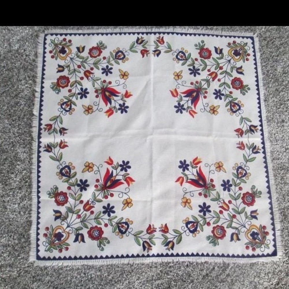 Vintage German Table‎ Linen Floral Tulips Bavarian 24" sq Runner Cloth